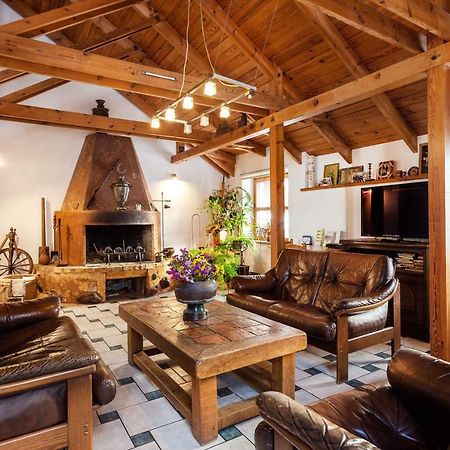 House Of Sun Bed & Breakfast Vilnius Bagian luar foto