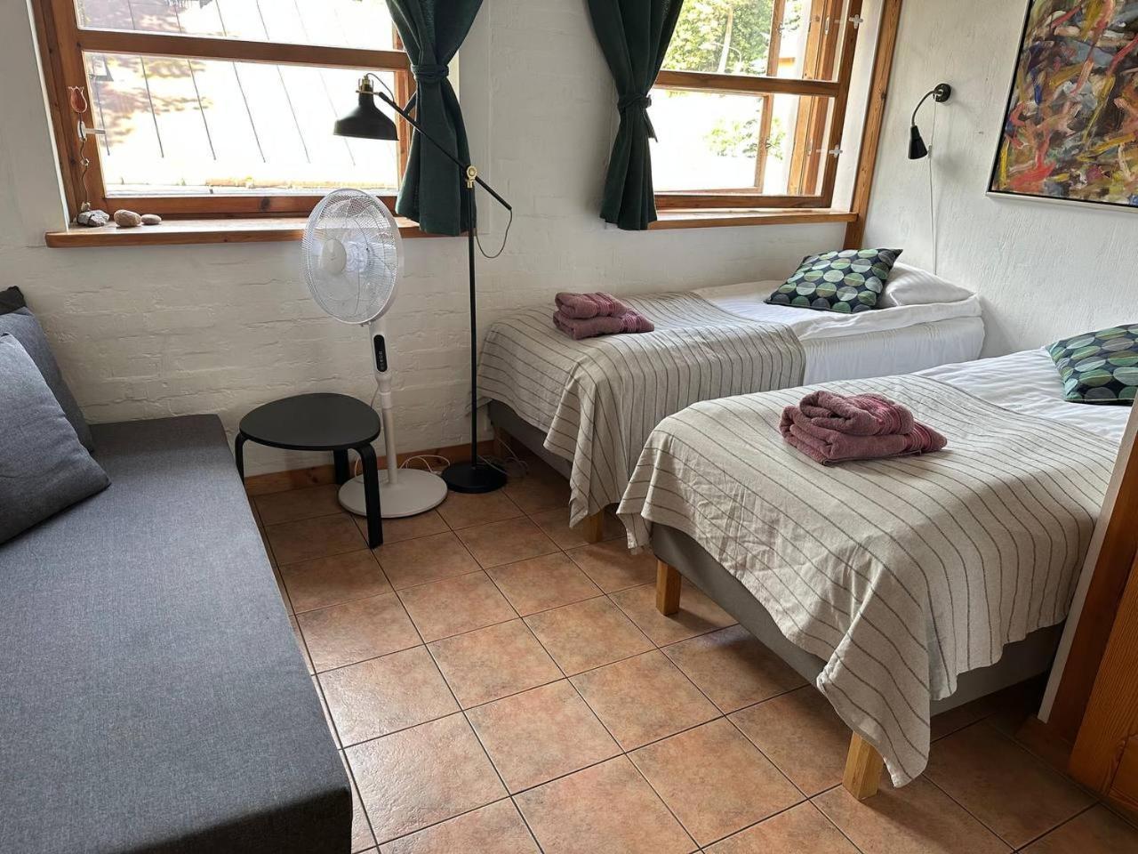 House Of Sun Bed & Breakfast Vilnius Bagian luar foto