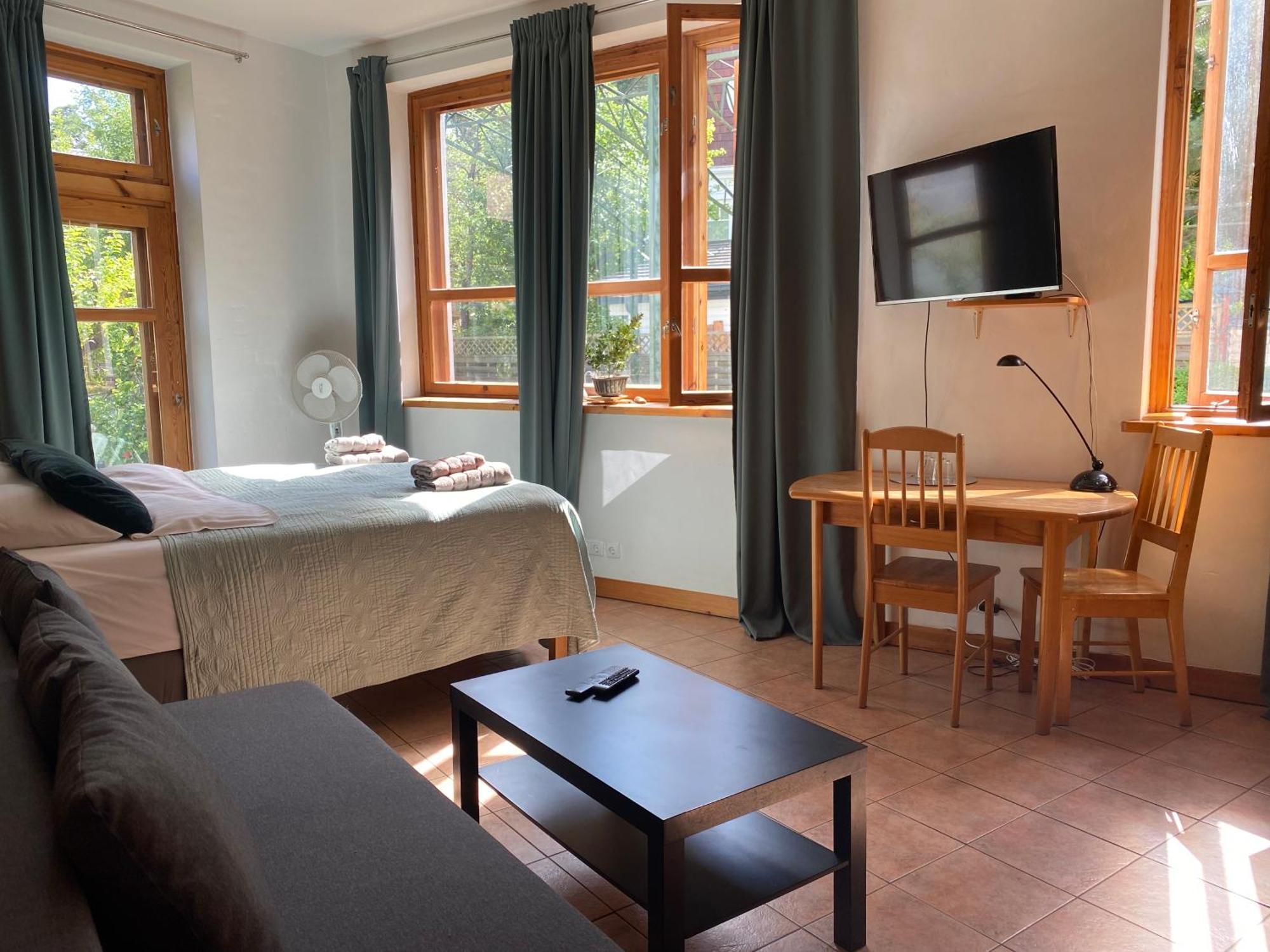 House Of Sun Bed & Breakfast Vilnius Bagian luar foto
