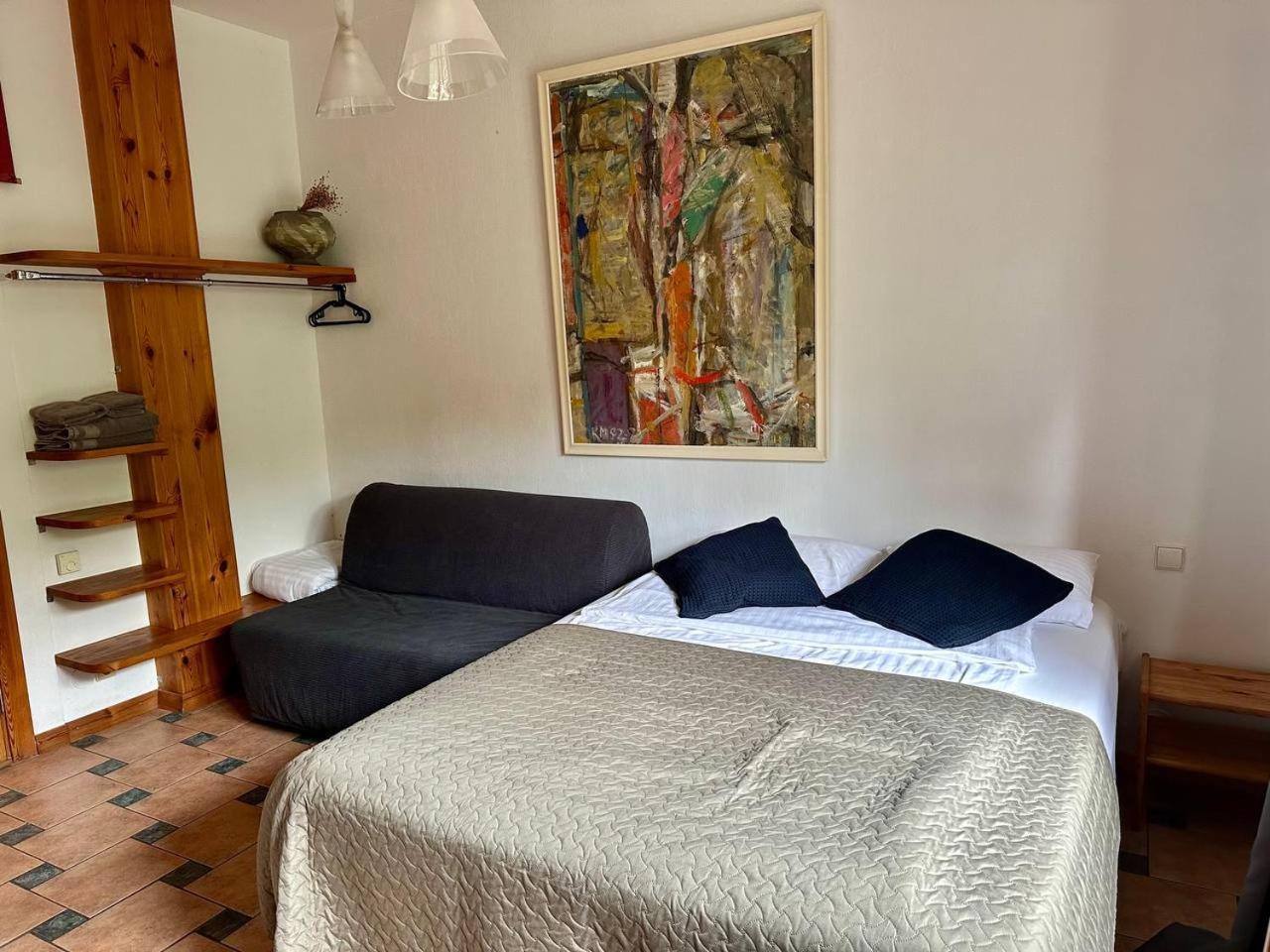 House Of Sun Bed & Breakfast Vilnius Bagian luar foto