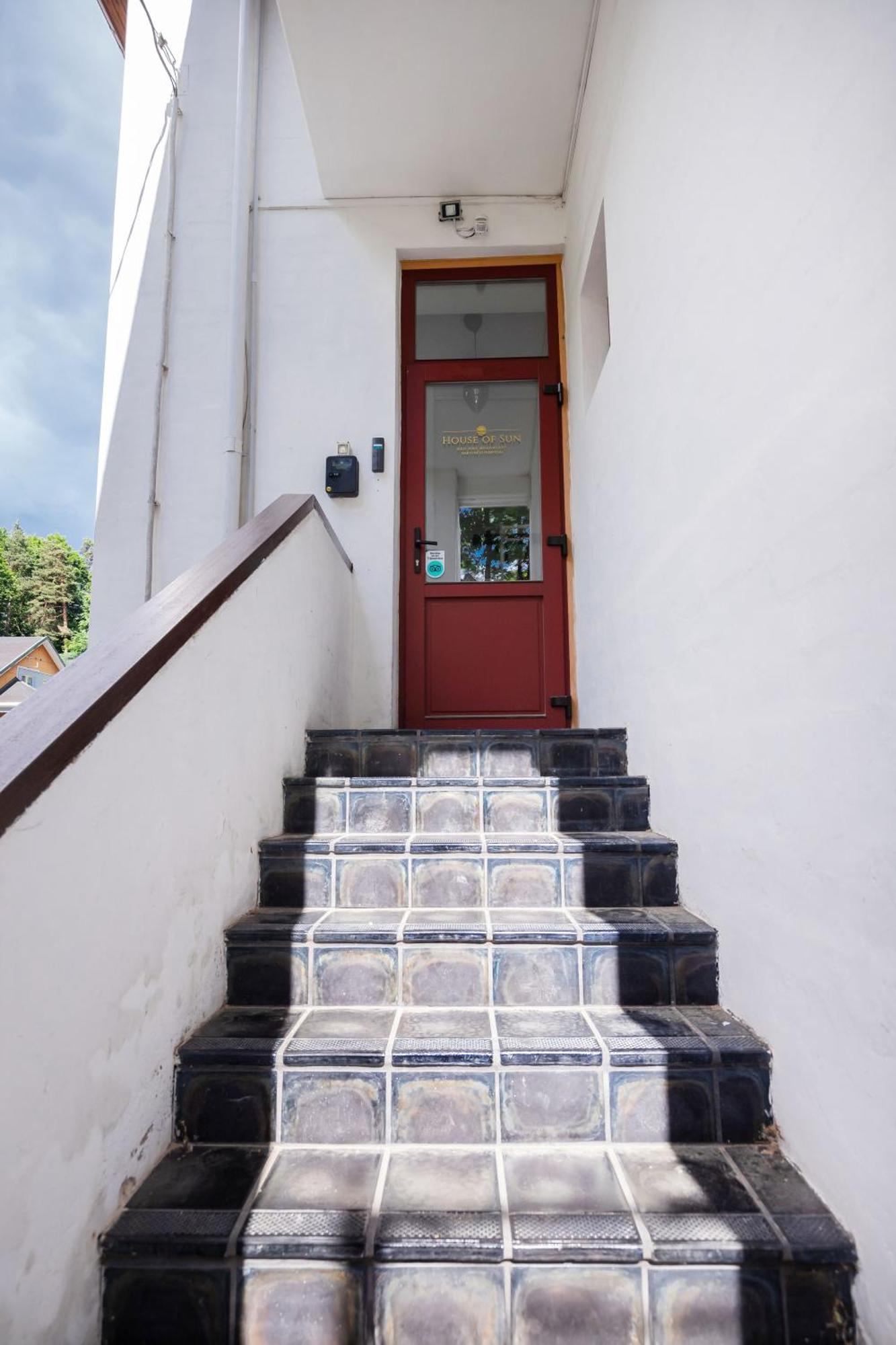 House Of Sun Bed & Breakfast Vilnius Bagian luar foto
