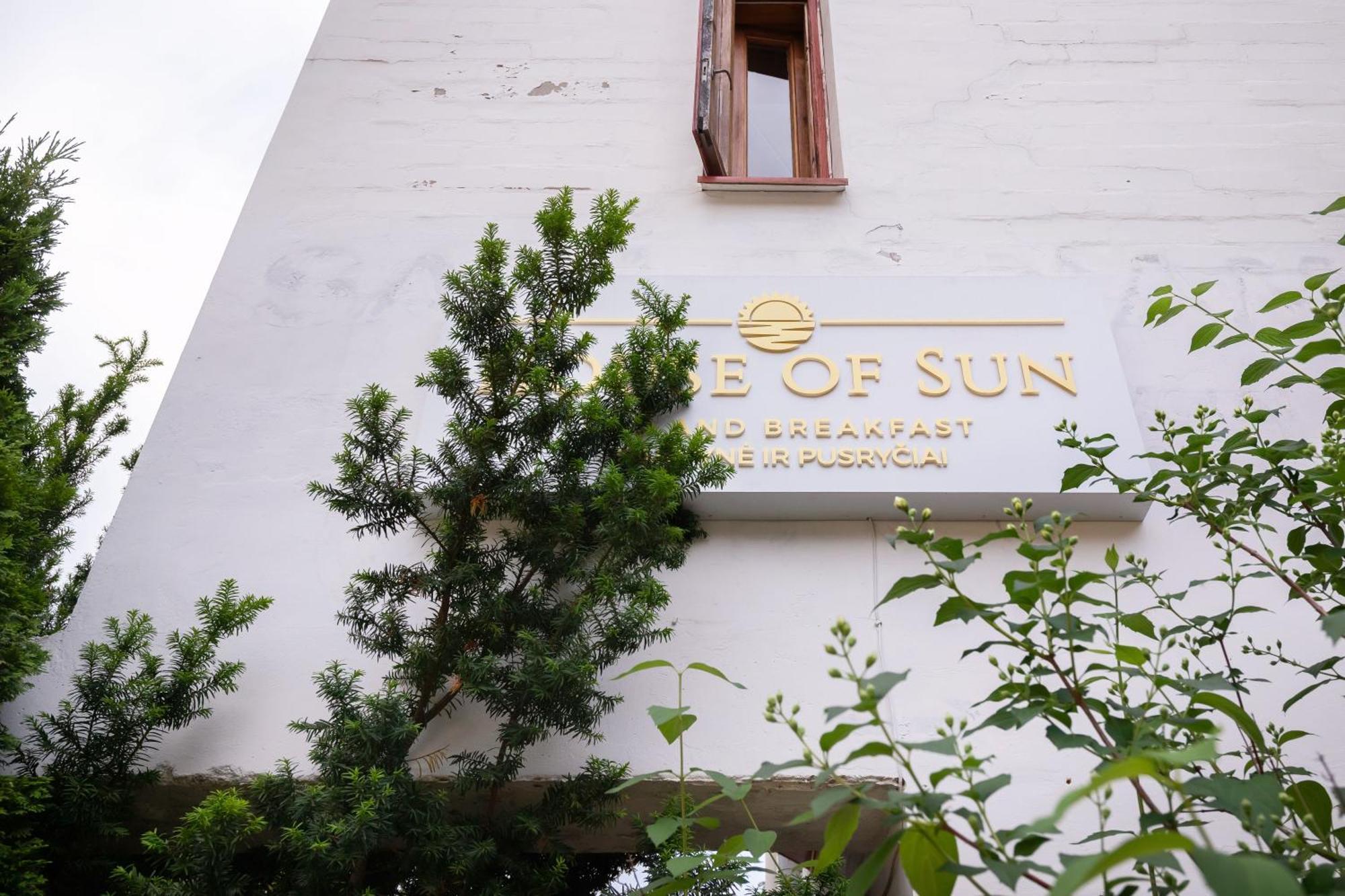House Of Sun Bed & Breakfast Vilnius Bagian luar foto