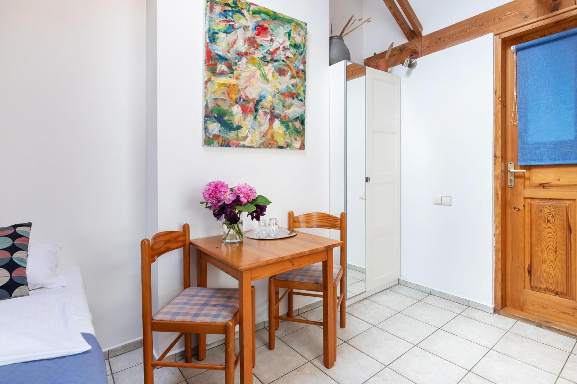 House Of Sun Bed & Breakfast Vilnius Ruang foto