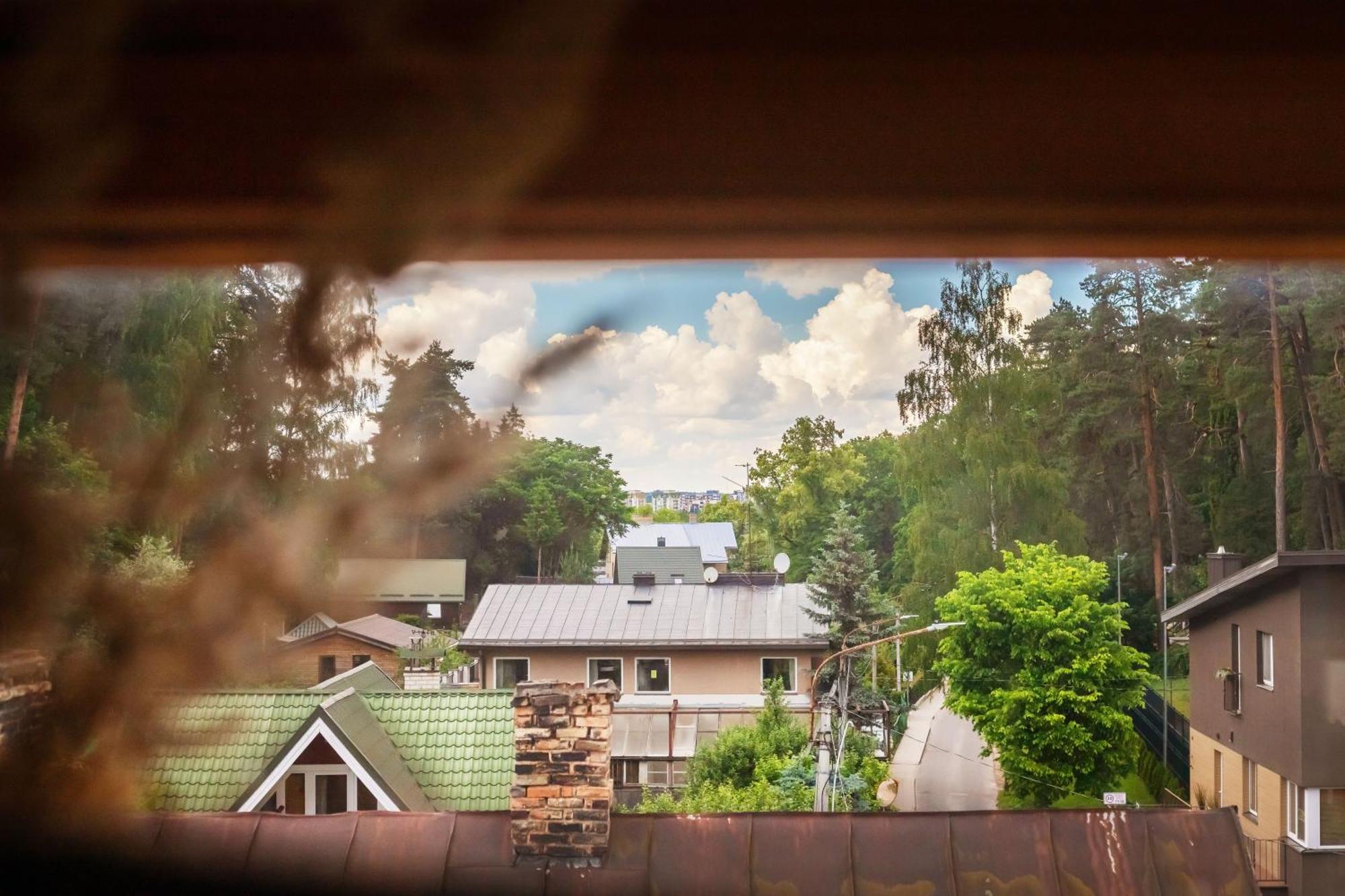 House Of Sun Bed & Breakfast Vilnius Bagian luar foto