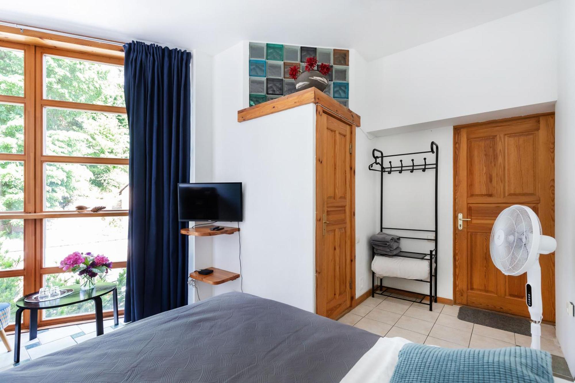 House Of Sun Bed & Breakfast Vilnius Bagian luar foto
