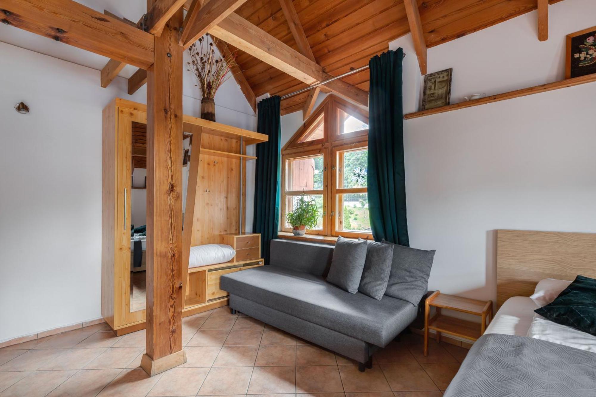 House Of Sun Bed & Breakfast Vilnius Bagian luar foto