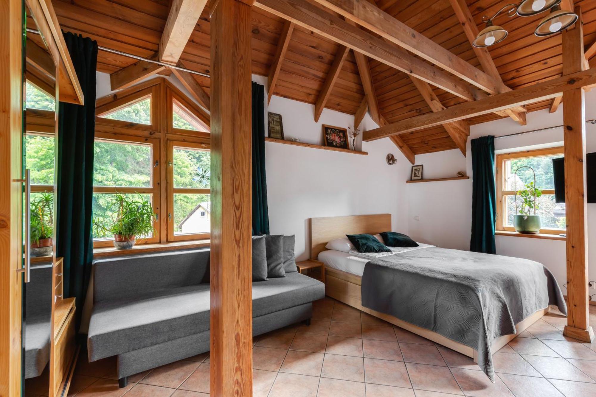 House Of Sun Bed & Breakfast Vilnius Bagian luar foto